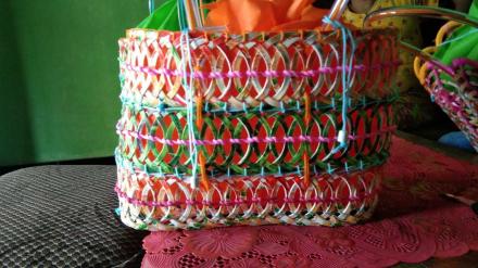 Kerajinan Gelas Bekas